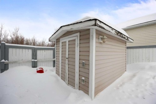 488 Harpe Way, Fort Mcmurray, AB - Outdoor With Exterior