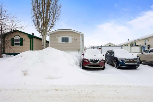 488 Harpe Way, Fort Mcmurray, AB - Outdoor