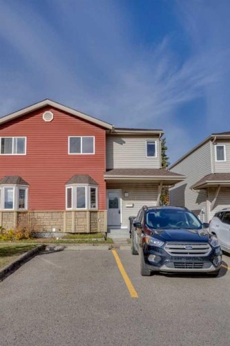 153C DICKINS Drive  Fort Mcmurray, AB T9K 1R8