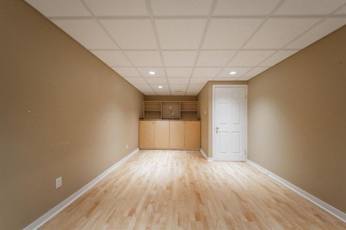 106 Becker Crescent, Fort Mcmurray, AB - Indoor Photo Showing Other Room