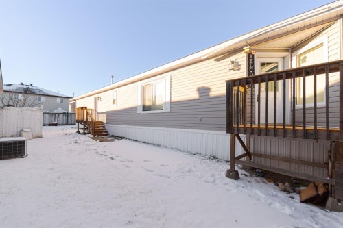 248 Caouette Crescent, Fort Mcmurray, AB - Outdoor With Exterior