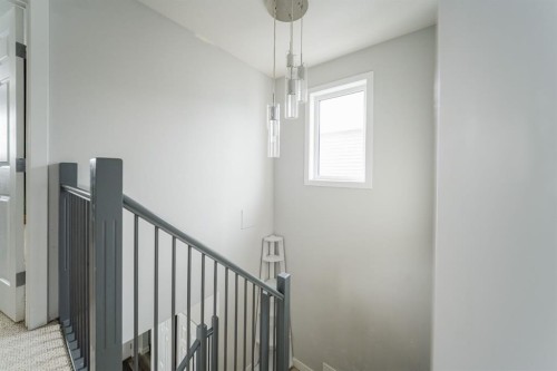 224 Warren Way, Fort Mcmurray, AB - Indoor Photo Showing Other Room