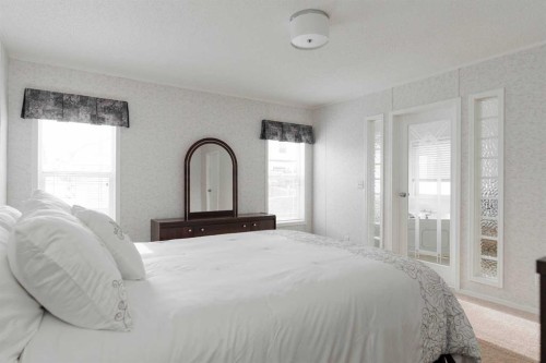 157 Ash Way, Fort Mcmurray, AB - Indoor Photo Showing Bedroom