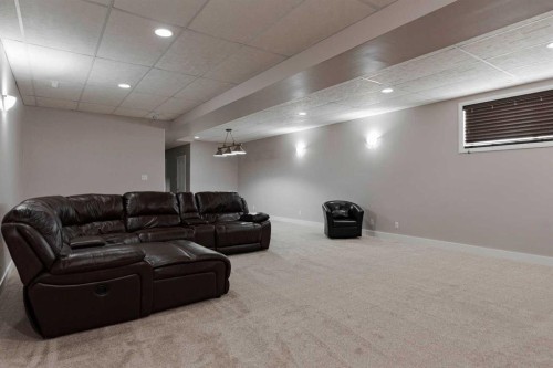 157 Ash Way, Fort Mcmurray, AB - Indoor Photo Showing Other Room