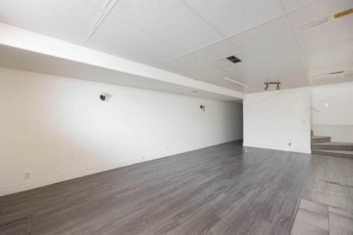 101 Black Bear Crescent, Fort Mcmurray, AB - Indoor Photo Showing Other Room