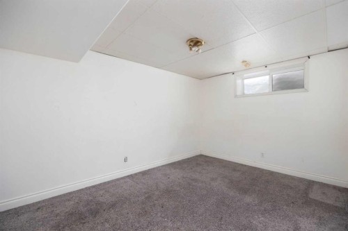 101 Black Bear Crescent, Fort Mcmurray, AB - Indoor Photo Showing Other Room