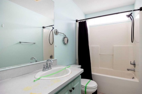 101 Black Bear Crescent, Fort Mcmurray, AB - Indoor Photo Showing Bathroom
