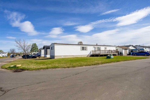 101 Clausen Crescent, Fort Mcmurray, AB - Outdoor