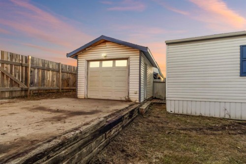 210 Grant Way, Fort Mcmurray, AB - Outdoor With Exterior