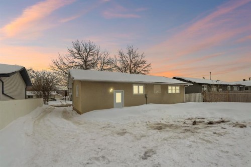 66 Centennial Drive, Fort Mcmurray, AB - Outdoor