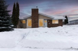 209 Woodland Drive Fort Mcmurray, AB T9K 1A4