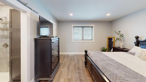 101 Ryan Lane, Fort Mcmurray, AB - Indoor Photo Showing Bedroom