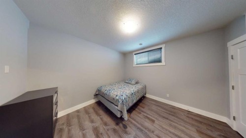 101 Ryan Lane, Fort Mcmurray, AB - Indoor Photo Showing Bedroom