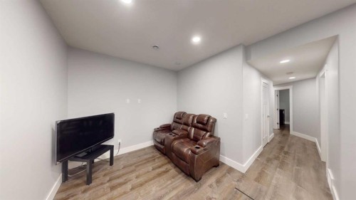 101 Ryan Lane, Fort Mcmurray, AB - Indoor Photo Showing Other Room