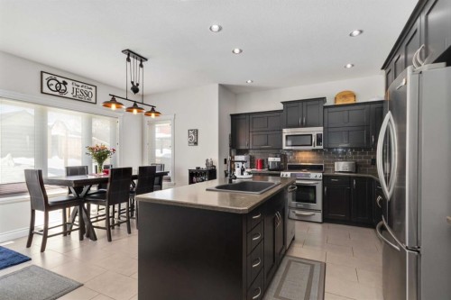 495 Killdeer Way, Fort Mcmurray, AB - Indoor Photo Showing Kitchen With Stainless Steel Kitchen