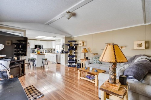 285 Grenfell Crescent, Fort Mcmurray, AB - Indoor Photo Showing Living Room