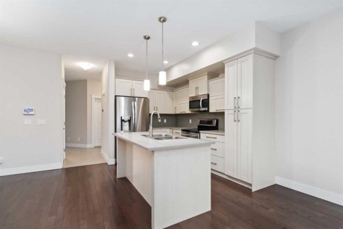 165 Collicott Drive, Fort Mcmurray, AB - Indoor Photo Showing Kitchen