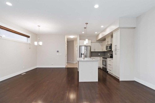 165 Collicott Drive, Fort Mcmurray, AB - Indoor Photo Showing Kitchen