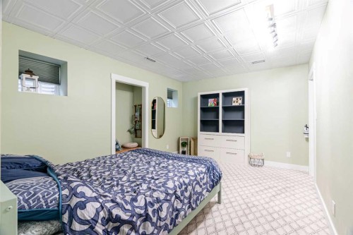 306 Berard Crescent, Fort Mcmurray, AB - Indoor Photo Showing Bedroom