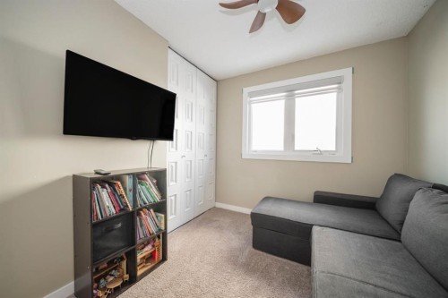 101 Deep Road, Fort Mcmurray, AB - Indoor Photo Showing Other Room