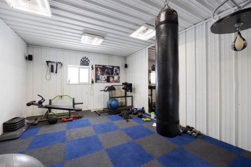 200 Weiss Drive, Saprae Creek, AB - Indoor