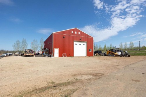 200 Weiss Drive, Saprae Creek, AB - Outdoor