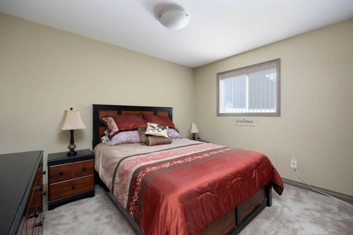 176 Huberman Way, Fort Mcmurray, AB - Indoor Photo Showing Bedroom