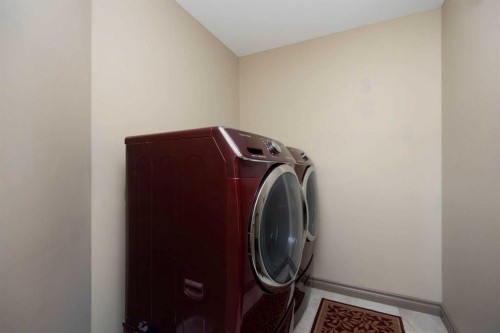 176 Huberman Way, Fort Mcmurray, AB - Indoor Photo Showing Laundry Room