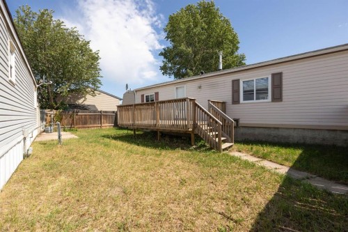 293 Grenfell Crescent, Fort Mcmurray, AB - Outdoor With Deck Patio Veranda With Exterior