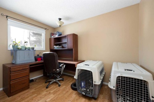 185 Sitka Drive, Fort Mcmurray, AB - Indoor Photo Showing Other Room