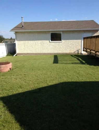 185 Sitka Drive, Fort Mcmurray, AB - Outdoor