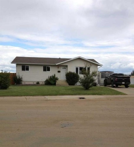 185 Sitka Drive, Fort Mcmurray, AB - Outdoor