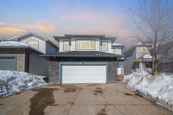 110 Pearl Bay Fort Mcmurray, AB T9K 0E7