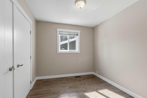 178 Bird Crescent, Fort Mcmurray, AB - Indoor Photo Showing Other Room