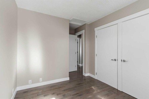 178 Bird Crescent, Fort Mcmurray, AB - Indoor Photo Showing Other Room