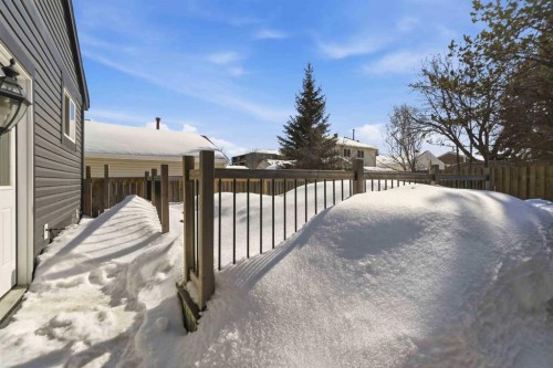 178 Bird Crescent, Fort Mcmurray, AB - Outdoor