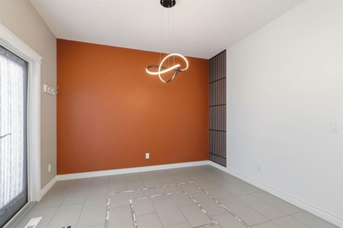 446 Walnut Crescent, Fort Mcmurray, AB - Indoor Photo Showing Other Room