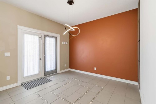 446 Walnut Crescent, Fort Mcmurray, AB - Indoor Photo Showing Other Room