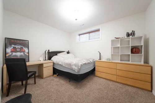 272 Swallow Way, Fort Mcmurray, AB - Indoor Photo Showing Bedroom
