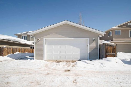272 Swallow Way, Fort Mcmurray, AB - Outdoor With Exterior