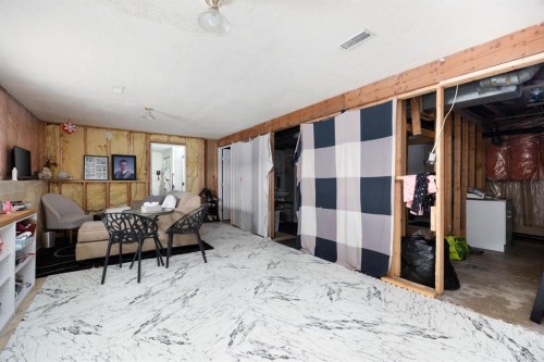 100 Christina Drive, Anzac, AB - Indoor