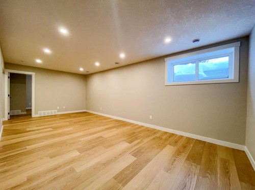 161 Deep Road, Fort Mcmurray, AB - Indoor