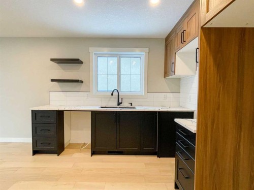 161 Deep Road, Fort Mcmurray, AB - Indoor Photo Showing Kitchen With Double Sink