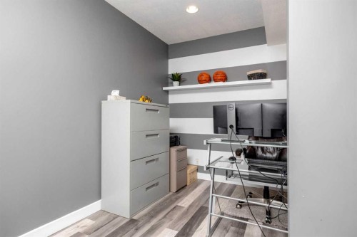 362 Pacific Crescent, Fort Mcmurray, AB - Indoor Photo Showing Office