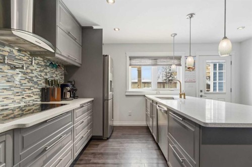 276 Bussieres Drive, Fort Mcmurray, AB - Indoor Photo Showing Kitchen With Upgraded Kitchen