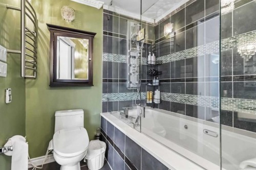 276 Bussieres Drive, Fort Mcmurray, AB - Indoor Photo Showing Bathroom