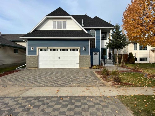 276 Bussieres Drive, Fort Mcmurray, AB - Outdoor