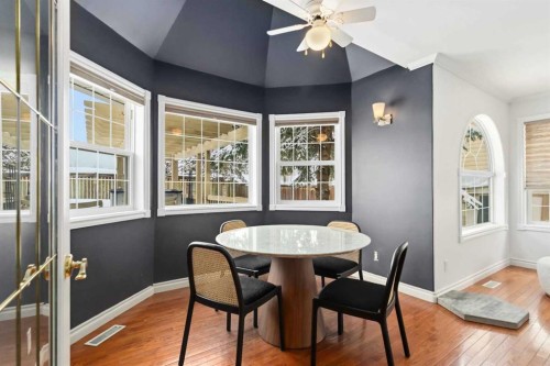 276 Bussieres Drive, Fort Mcmurray, AB - Indoor Photo Showing Dining Room