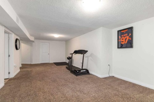 334 Hillcrest Drive, Fort Mcmurray, AB - Indoor
