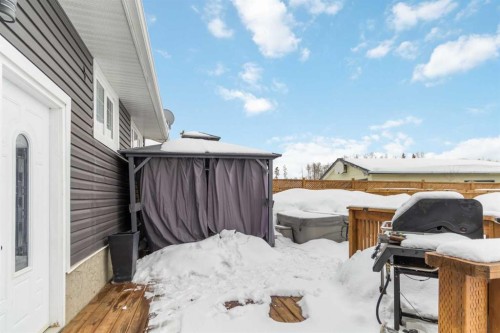 334 Hillcrest Drive, Fort Mcmurray, AB - Outdoor